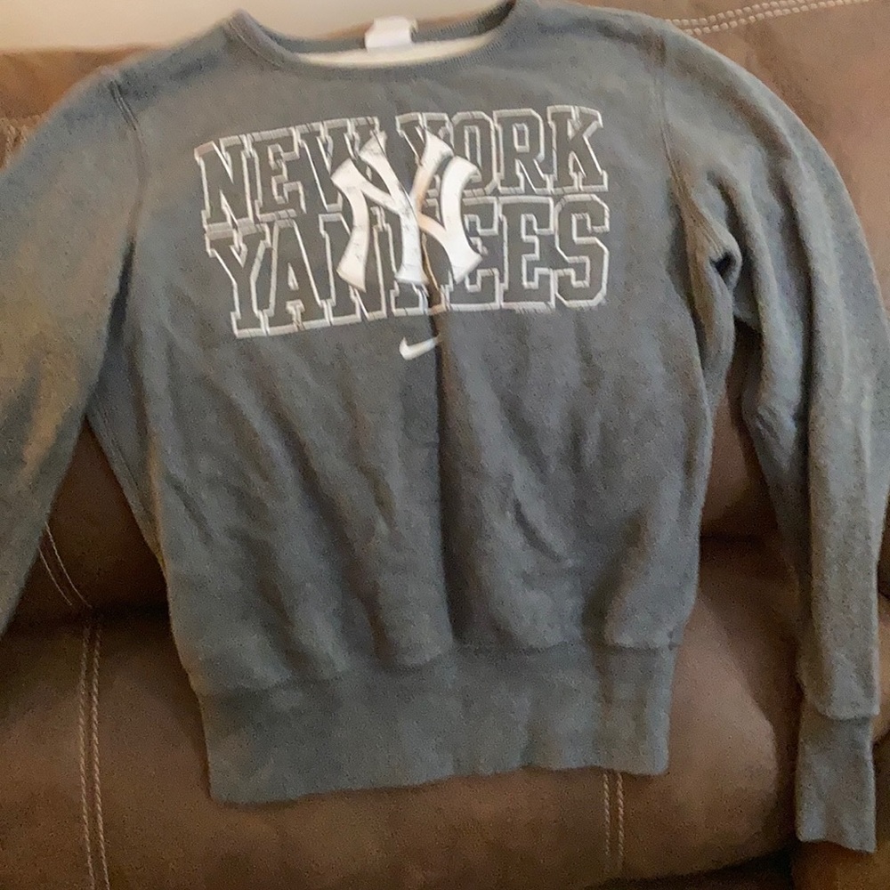 Vintage Yankees sweater